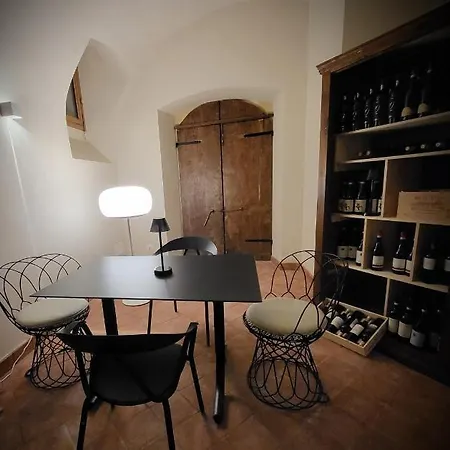 Diffuso Ginevra Boutique - Palazzo Leosini - Residenze D'epoca