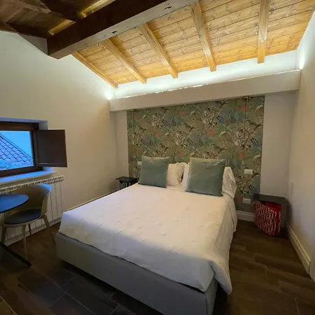 Bed & Breakfast Ginevra Boutique - Palazzo Leosini - Residenze D'epoca