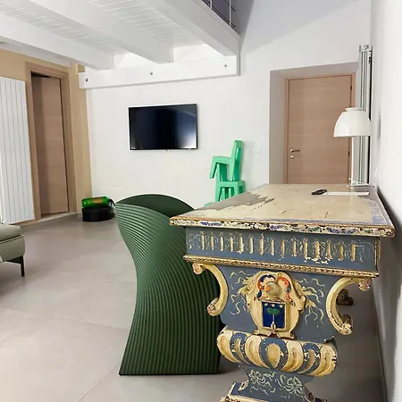 Ginevra Boutique - Palazzo Leosini - Residenze D'epoca * L'Aquila