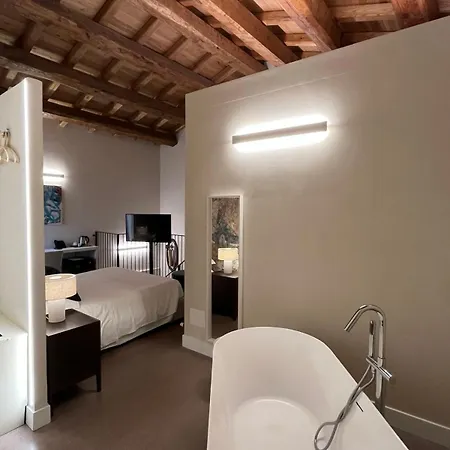 Ginevra Boutique - Palazzo Leosini - Residenze D'epoca Bed & Breakfast