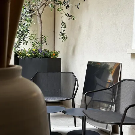 Ginevra Boutique - Palazzo Leosini - Residenze D'epoca Bed & Breakfast LʼAquila