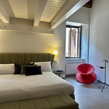 Ginevra Boutique - Palazzo Leosini - Residenze D'epoca * LʼAquila