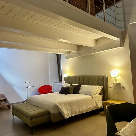 Ginevra Boutique - Palazzo Leosini - Residenze D'epoca LʼAquila