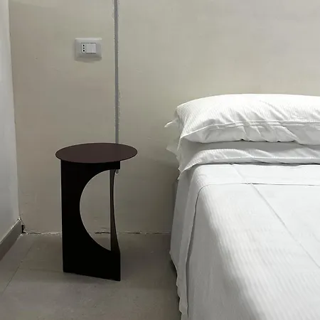 Ginevra Boutique - Palazzo Leosini - Residenze D'epoca Bed & Breakfast LʼAquila