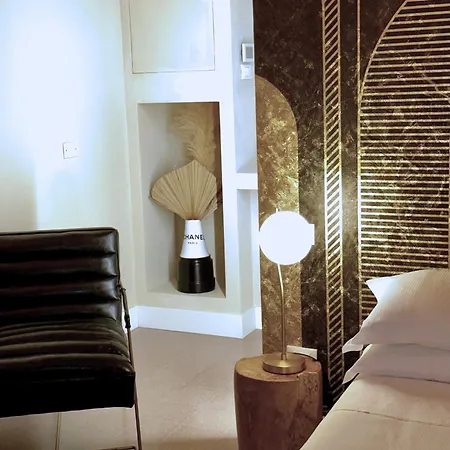 Hotel Diffuso Ginevra Boutique - Palazzo Leosini - Residenze D'epoca