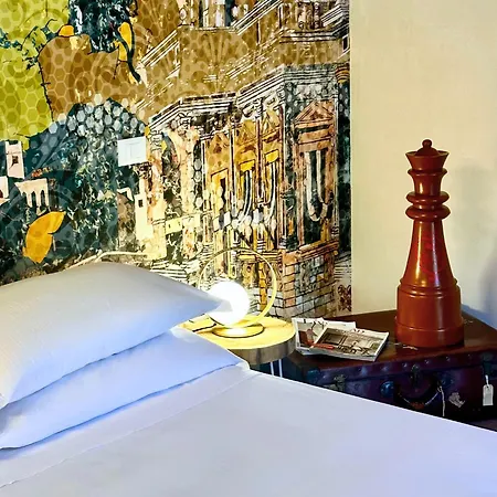 Diffuso Ginevra Boutique - Palazzo Leosini - Residenze D'epoca מלון ל'אקווילה