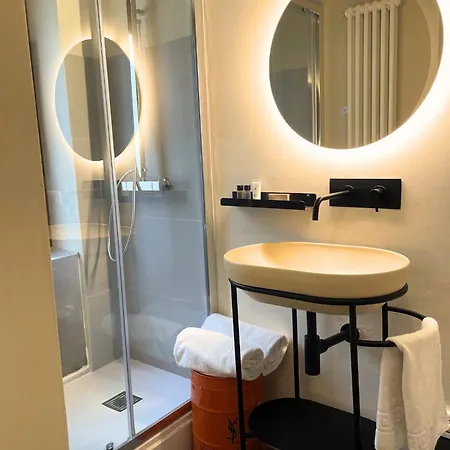 Diffuso Ginevra Boutique - Palazzo Leosini - Residenze D'epoca