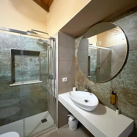Diffuso Ginevra Boutique - Palazzo Leosini - Residenze D'epoca 4*