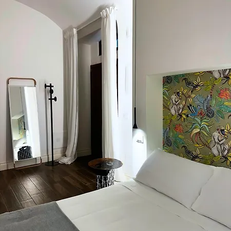 Ginevra Boutique - Palazzo Leosini - Residenze D'epoca