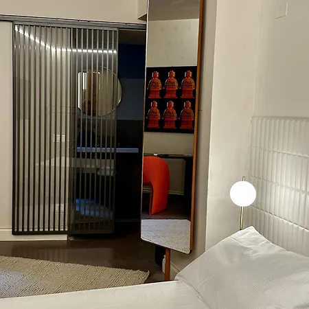 Diffuso Ginevra Boutique - Palazzo Leosini - Residenze D'epoca Hotel LʼAquila