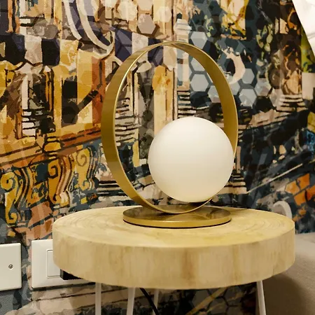 Diffuso Ginevra Boutique - Palazzo Leosini - Residenze D'epoca ל'אקווילה