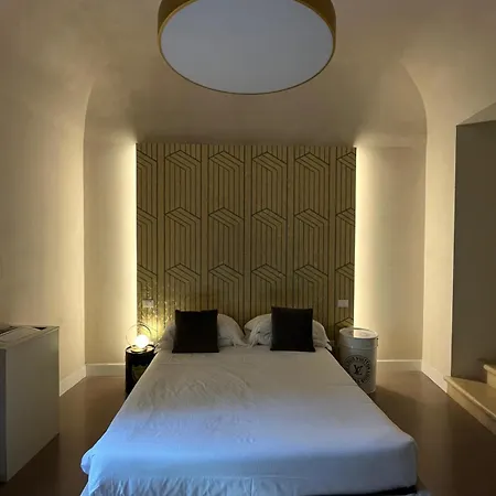 מלון Diffuso Ginevra Boutique - Palazzo Leosini - Residenze D'epoca ל'אקווילה