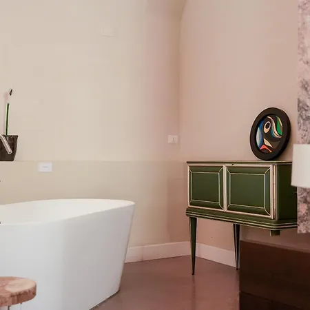 Diffuso Ginevra Boutique - Palazzo Leosini - Residenze D'epoca 4* Λ' Άκουιλα