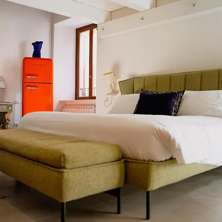 Diffuso Ginevra Boutique - Palazzo Leosini - Residenze D'epoca 4* Λ' Άκουιλα