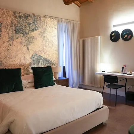Diffuso Ginevra Boutique - Palazzo Leosini - Residenze D'epoca