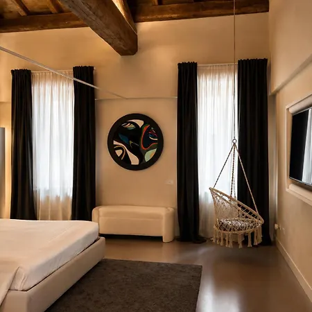 Diffuso Ginevra Boutique - Palazzo Leosini - Residenze D'epoca