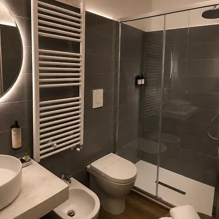 מלון Diffuso Ginevra Boutique - Palazzo Leosini - Residenze D'epoca