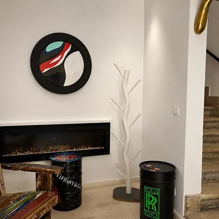 Diffuso Ginevra Boutique - Palazzo Leosini - Residenze D'epoca מלון ל'אקווילה