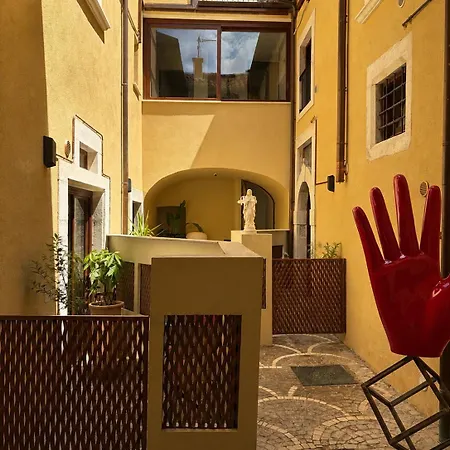 Diffuso Ginevra Boutique - Palazzo Leosini - Residenze D'epoca