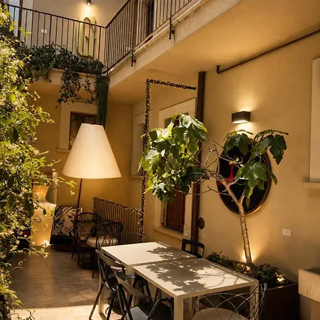 Diffuso Ginevra Boutique - Palazzo Leosini - Residenze D'epoca מלון 4*