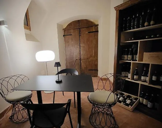 Diffuso Ginevra Boutique - Palazzo Leosini - Residenze D'epoca