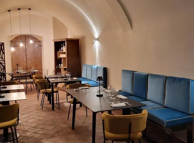 Diffuso Ginevra Boutique - Palazzo Leosini - Residenze D'epoca Hotel 4*