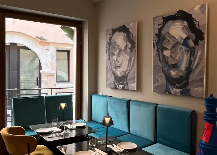 Diffuso Ginevra Boutique - Palazzo Leosini - Residenze D'epoca 4* LʼAquila