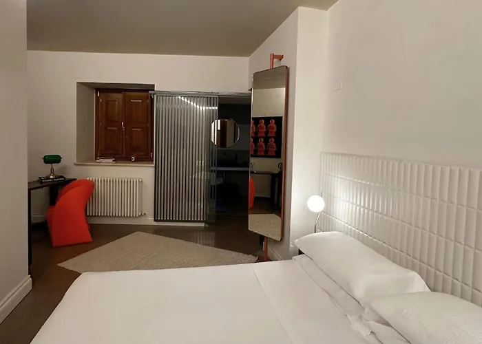 Diffuso Ginevra Boutique - Palazzo Leosini - Residenze D'epoca Hotel 4*