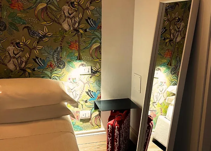 Diffuso Ginevra Boutique - Palazzo Leosini - Residenze D'epoca LʼAquila