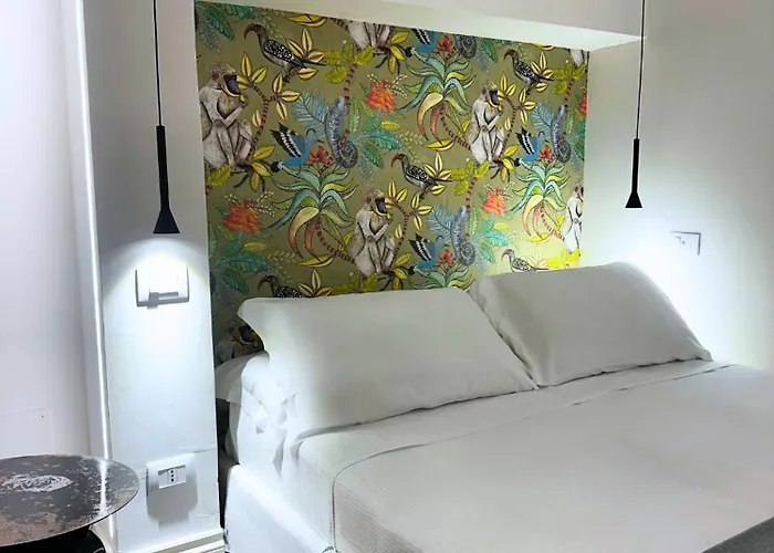 Hotel Diffuso Ginevra Boutique - Palazzo Leosini - Residenze D'epoca LʼAquila