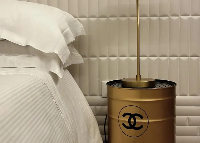 Diffuso Ginevra Boutique - Palazzo Leosini - Residenze D'epoca LʼAquila