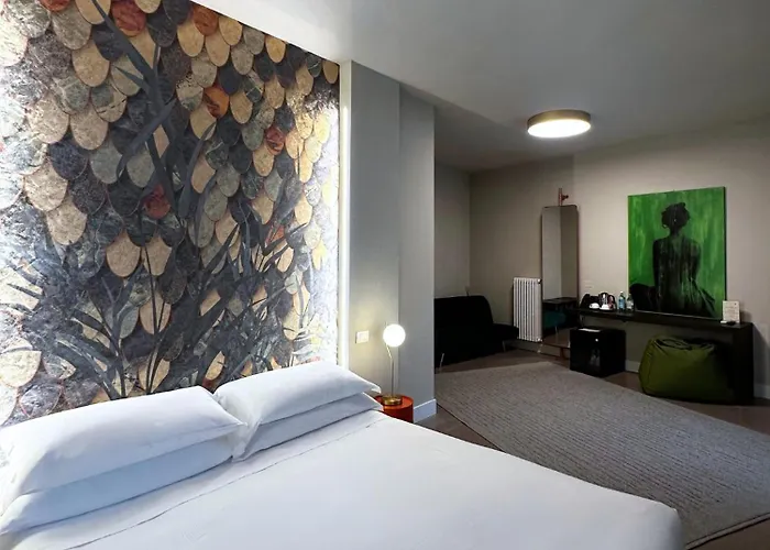 Diffuso Ginevra Boutique - Palazzo Leosini - Residenze D'epoca 4* LʼAquila