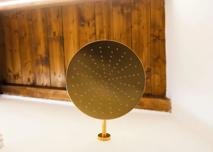 Diffuso Ginevra Boutique - Palazzo Leosini - Residenze D'epoca Hotel LʼAquila